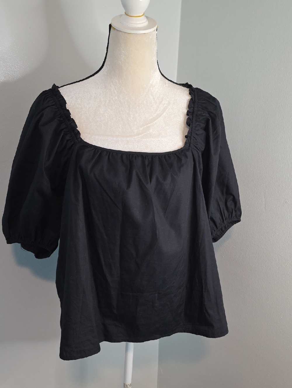 Nine West Black Puff Sleeve Open Back Women's Top / XL